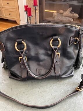 Dooney and Bourne handbag